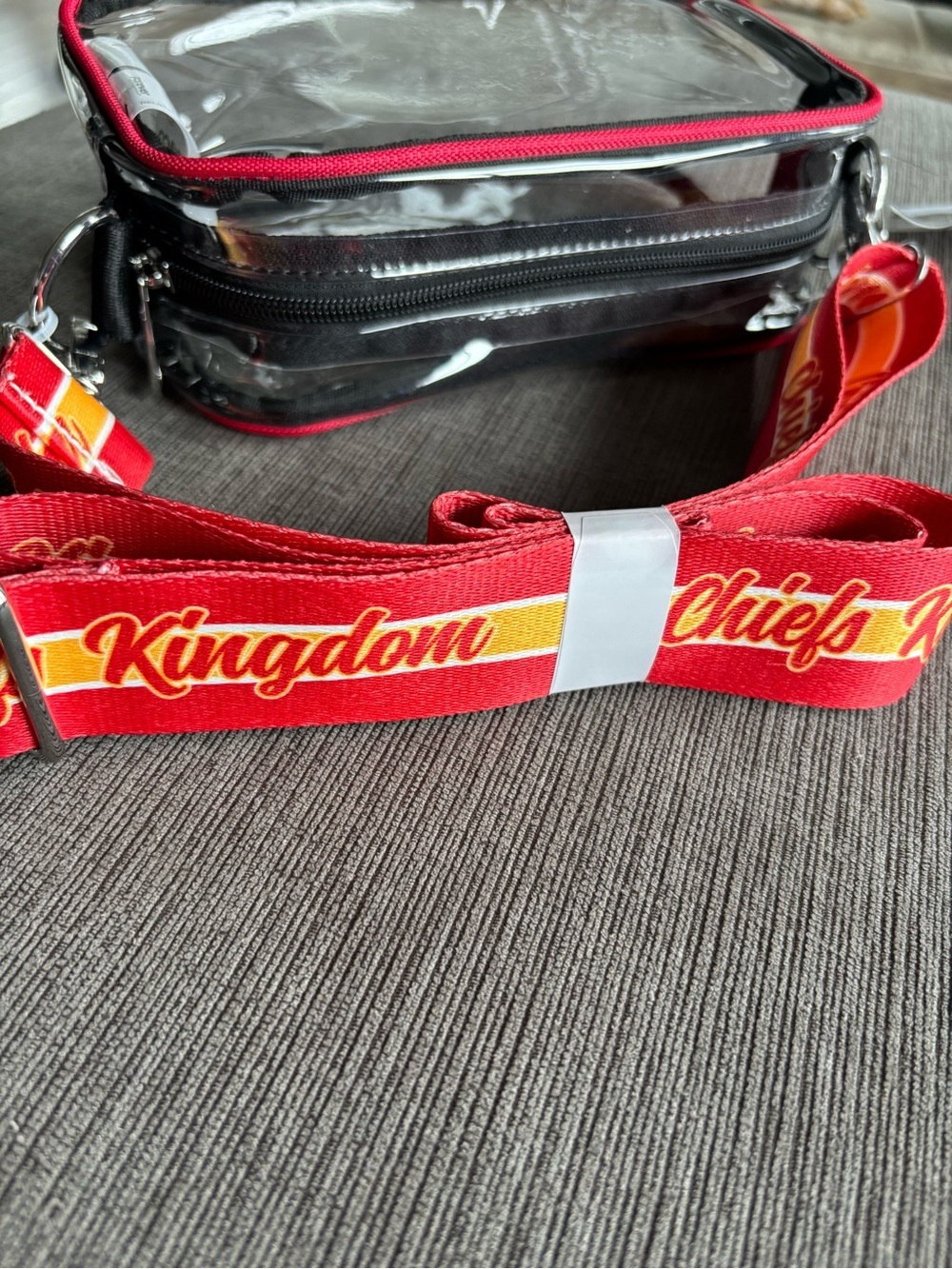 FOCO Kansas City Chiefs Clear Stadium Crossbody Bag - NWT - Picture 5 of 5